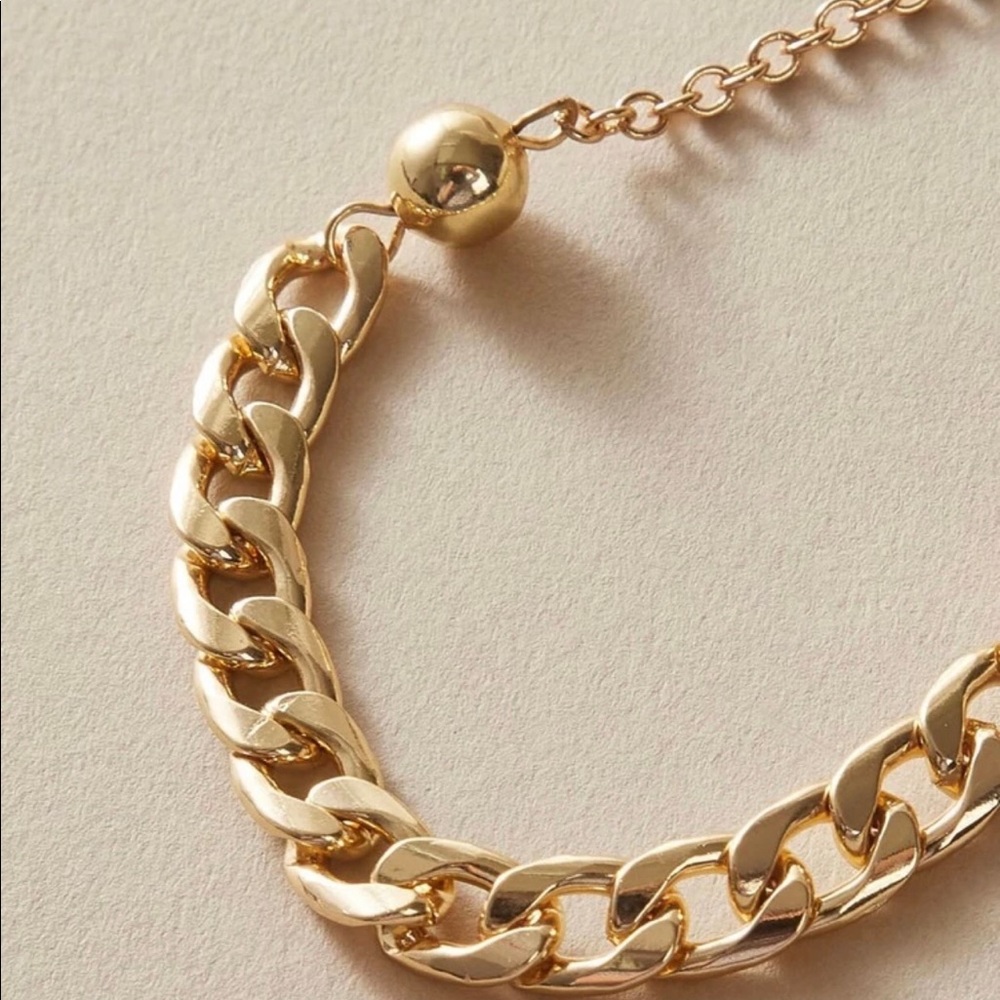 Gold chain bracelet